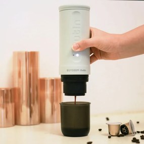 Φορητή μηχανή espresso BUYDEEM Outin Nano OTEM-01, 7500 mAh, 20 bar, 50 ml, 12/24V, φόρτιση USB και Type-C, έδαφος + κάψουλες, πράσινο