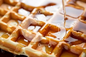 Σετ των 2 Intra Συλλεκτικό Ξύλινο Παζλ Plywood 4mm - Κοντινό πλάνο βάφλα με σιρόπι Σε Ξύλινο Κουτί - Διαστάσεις: 10x10 cm – 25 κομμάτια