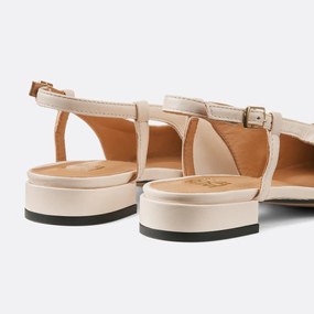 Δερμάτινες δίχρωμες μπαλαρίνες με μικρό τακούνι