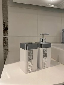 Stewehome Σετ μπάνιου 5 τεμαχίων από ακρυλικό λευκό με ασημί λεπτομέρειες Λευκό