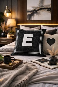Stewehome Μαξιλαροθήκη διακοσμητική με γράμμα E από γκρι ψάθα 43x43 cm