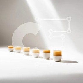 Intra Συλλεκτικό Ξύλινο Παζλ Plywood 4mm - Κομψή επίδειξη πέντε κεριών σε λευκή επιφάνεια Σε Ξύλινο Κουτί - Διαστάσεις: 10x10 cm – 25 κομμάτια