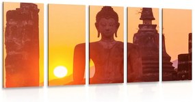 Εικόνα 5 μερών Άγαλμα του Βούδα στη μέση των λίθων