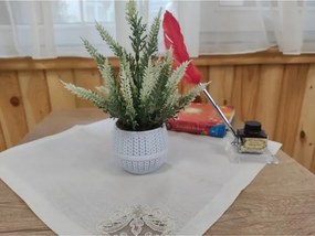 Stewehome Διακοσμητικό τραπεζιού με λευκή ψάθινη γλάστρα και φυσική υφή λεβάντας