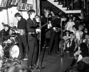 Φωτογραφία The BEATLES in at Liverpool's Cavern Club, 1963