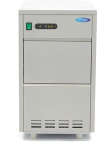 Ice Machine - 24kg/day - Bullet Cubes - Water Cooled