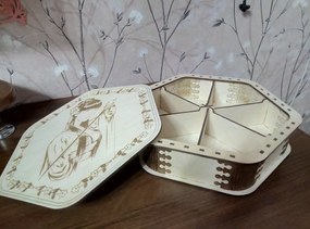 Intra απο ξύλο plywood 3mm-4mm πάχος - Εξάγωνο κουτί με 6 θήκες Δίασταση 30x30 cm Intraeaxys-6o3ydgq7