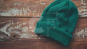 Σετ των 2 Intra Συλλεκτικό Ξύλινο Παζλ Plywood 4mm - Πλεκτό πράσινο φασόλι σε ξύλινη επιφάνεια Σε Ξύλινο Κουτί - Διαστάσεις: 10x10 cm – 25 κομμάτια