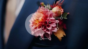 Σετ των 2 Intra Συλλεκτικό Ξύλινο Παζλ Plywood  4mm - Πολύχρωμη μπουτονιέρα σε ανδρικό σακάκι Σε Ξύλινο Κουτί - Διαστάσεις: 10x10 cm – 25 κομμάτια