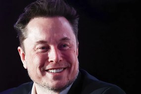 Φωτογραφία Elon Musk In Krakow, NurPhoto