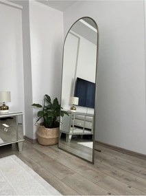 Stewehome Οβάλ ολόσωμος καθρέφτης με μεταλλικό πλαίσιο και βάση Πολύχρωμο 180x70 cm