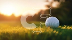 Intra Συλλεκτικό Ξύλινο Παζλ Plywood 4mm - Λευκή μπάλα του γκολφ στο γρασίδι στο ηλιοβασίλεμα Σε Ξύλινο Κουτί - Διαστάσεις Puzzle: 10x10 cm – 25 κομμάτια