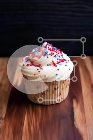 Intra Συλλεκτικό Ξύλινο Παζλ Plywood  4mm - Cupcake 4ης Ιουλίου με κόκκινα, λευκά και μπλε πασπαλίσματα Σε Ξύλινο Κουτί - Διαστάσεις: 10x10 cm – 25 κομμάτια