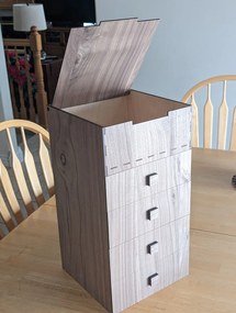 Intra απο ξύλο plywood 3mm-4mm πάχος - Συρταριέρα κοσμηματοπωλείο Δίασταση 30x30 cm Intraeaxys-zo9yg8e7
