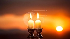 Intra Συλλεκτικό Ξύλινο Παζλ Plywood  4mm - Κεριά σε ένα Candelabra με το ηλιοβασίλεμα Σε Ξύλινο Κουτί - Διαστάσεις Puzzle: 10x10 cm – 25 κομμάτια