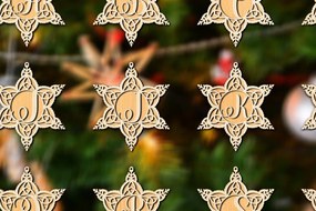 Intra απο ξύλο plywood 3mm-4mm πάχος Χριστουγεννιάτικες μπάλες διακοσμήσεις Alphabe Δίασταση 4x4 cm INTRAFABR-78495988