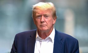 Φωτογραφία Donald Trump, Celebrity Sightings In New York City, James Devaney