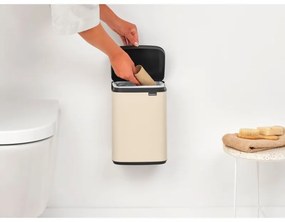 Κάδος Brabantia Bo Small 1008865, 4 L, Ομαλό και αθόρυβο άνοιγμα, Αντιολισθητική βάση, Μπεζ