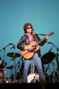 Φωτογραφία Writer composer Bob Dylan at a concert in the early 1980s