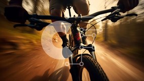 Intra Συλλεκτικό Ξύλινο Παζλ Plywood  4mm - Ποδηλάτης ιππασία μέσα από δασωμένα μονοπάτια Σε Ξύλινο Κουτί - Διαστάσεις Puzzle: 10x10 cm – 25 κομμάτια