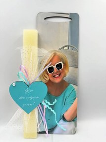 Τύπου Αξίζω να εχω μια υπεροχη σχέση Αρωματική λαμπάδα - Σετ Λαμπάδα και πλάτη