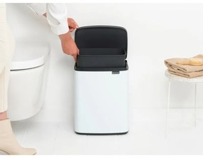 Κάδος Brabantia Bo Small 1006633, 12 l, Αθόρυβο και ομαλό άνοιγμα, Αντιολισθητική βάση, Λευκό