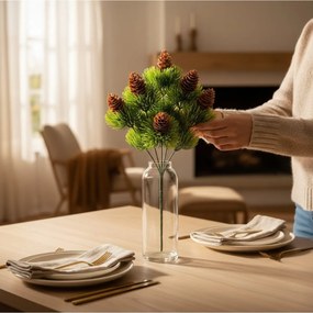 Stewehome Μπουκέτο τεχνητής πρασινάδας με λεπτομέρειες από κουκουνάρι Πράσινο