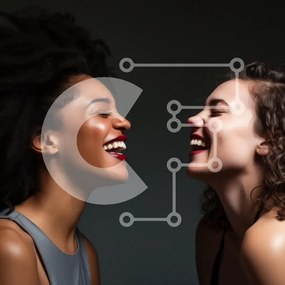 Σετ των 2 Intra Συλλεκτικό Ξύλινο Παζλ Plywood 4mm - Δύο γυναίκες που γελούν μαζί Σε Ξύλινο Κουτί - Διαστάσεις: 10x10 cm – 25 κομμάτια