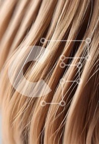 Intra Συλλεκτικό Ξύλινο Παζλ Plywood 4mm - Κοντινό πλάνο κυματιστά ξανθά μαλλιά Σε Ξύλινο Κουτί - Διαστάσεις Puzzle: 10x10 cm – 25 κομμάτια