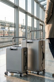 Stewehome Σετ 2 τεμαχίων βαλίτσες από πολυανθρακικό μεσαίου και καμπίνας σετ βαλίτσας 54x41x25 cm