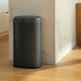 Σκουπίδια μπορεί να Kitchen Move