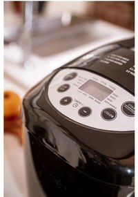 Mesko MS 6022 αρτοπαρασκευαστής, 1/1,5 kg, 850 W, 15 προγράμματα, οθόνη LCD, διπλός αναδευτήρας, κινητό καλάθι, Μαύρο