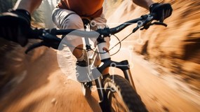 Intra Συλλεκτικό Ξύλινο Παζλ Plywood 4mm - Άτομο που οδηγεί ποδήλατο σε βραχώδες έδαφος Σε Ξύλινο Κουτί - Διαστάσεις Puzzle: 10x10 cm – 25 κομμάτια