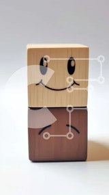 Intra Συλλεκτικό Ξύλινο Παζλ Plywood  4mm - Ξύλινο μπλοκ με σκάλισμα χαμογελαστού προσώπου Σε Ξύλινο Κουτί - Διαστάσεις: 10x10 cm – 25 κομμάτια