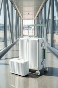 Stewehome Σετ 2 τεμαχίων βαλίτσες καμπίνας και νεσεσέρ από πολυκαρβονικό 55x43x25 cm