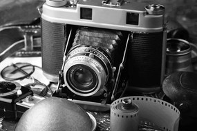 Εικόνα μιας παλιάς κάμερας σε ασπρόμαυρο - 90x60