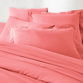 Βαμβακερή μονόχρωμη παπλωματοθήκη, Scénario