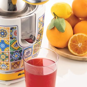 Πρέσα εσπεριδοειδών Ariete Positano JUICER 0413/0P, 85W, Μεταλλικό σώμα, Αθόρυβη λειτουργία, 2 εξαρτήματα, Λευκό/Κίτρινο