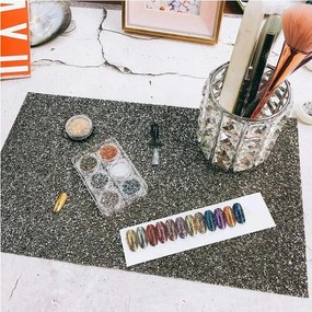 Σουπλά μανικιούρ με κρύσταλλα 40*24cm – Nail art hand pad