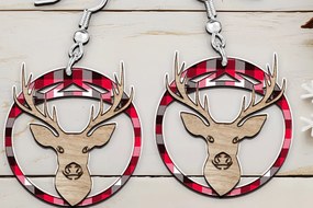 Σετ των 3 Intra απο ξύλο plywood 3mm-4mm πάχος Χριστουγεννιάτικα σκουλαρίκια κομμένα με λέιζερ κεφάλι ελαφιού. Δίασταση 4x4 cm INTRAFABR-110020970