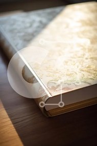 Intra Συλλεκτικό Ξύλινο Παζλ Plywood  4mm - Κομψό ανάγλυφο βιβλίο σε ξύλινη επιφάνεια Σε Ξύλινο Κουτί - Διαστάσεις: 10x10 cm – 25 κομμάτια
