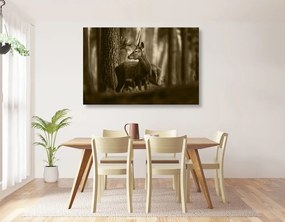Εικόνα ενός ελαφιού σε ένα πευκοδάσος στη σέπια - 90x60