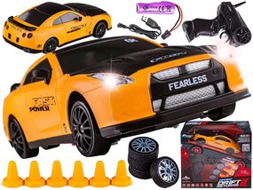 Remote Control Drift Car 2.4GHz 1:24 Scale 4WD 15KM-H με επαναφορτιζόμενη μπαταρία λιθίου - Κίτρινο