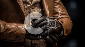 Intra Συλλεκτικό Ξύλινο Παζλ Plywood  4mm - Άνδρας με καφέ δερμάτινο μπουφάν και μαύρο πουκάμισο Σε Ξύλινο Κουτί - Διαστάσεις Puzzle: 10x10 cm – 25 κομμάτια