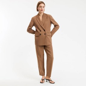 Μπλέιζερ σε ίσια γραμμή