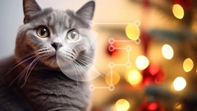 Intra Συλλεκτικό Ξύλινο Παζλ Plywood  4mm - Γκρι γάτα με στολισμένο χριστουγεννιάτικο δέντρο Σε Ξύλινο Κουτί - Διαστάσεις: 10x10 cm – 25 κομμάτια