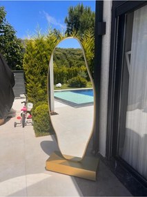 Stewehome Ασύμμετρος καθρέφτης δαπέδου με MDF και ακρυλικό χρυσό φινίρισμα