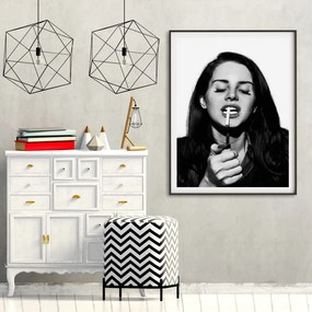 Πόστερ &amp; Κάδρο Lana del Rey PRT068 22x31cm Μαύρο Ξύλινο Κάδρο (με πόστερ)